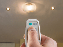 plafón LED con mando a distancia
