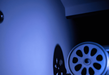 ¿Quieres disfrutar del cine HD en casa? Descubre cómo hacerlo cine hd en casa - Experimenta un Cine en Casa Inigualable con Nuestro Proyector de Alta Definición Calidad Cinematográfica a Tu Alcance