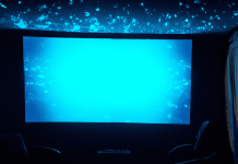 La magia del mini cine en casa: experiencias inolvidables mini cine en casa - Disfruta de una experiencia cinematográfica única en tu propio cine en casa luces tenues y pantalla gigante te transportan a un mundo de entretenimiento